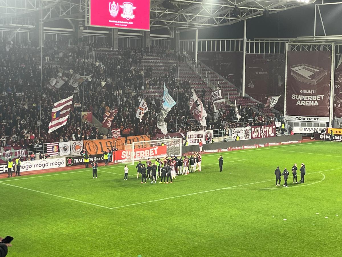 Ce au scandat fanii Rapidului, după victoria cu FC Argeș