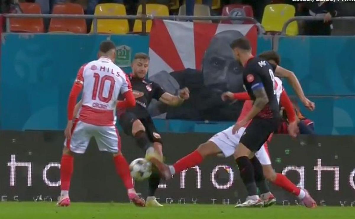 A venit verdictul lui Vassaras: gafă MAJORĂ de arbitraj la Dinamo - Csikszereda