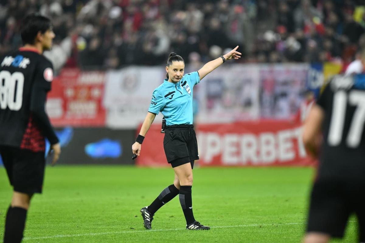 Gloria lui Dinamo a dat în liderii lui Kopic: „Nu îmi plac, joacă mai bine fără ei!”