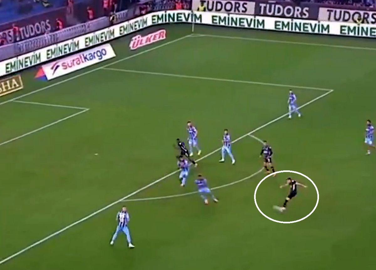 De unde a înscris Ianis Hagi în Trabzonspor - Alanyaspor