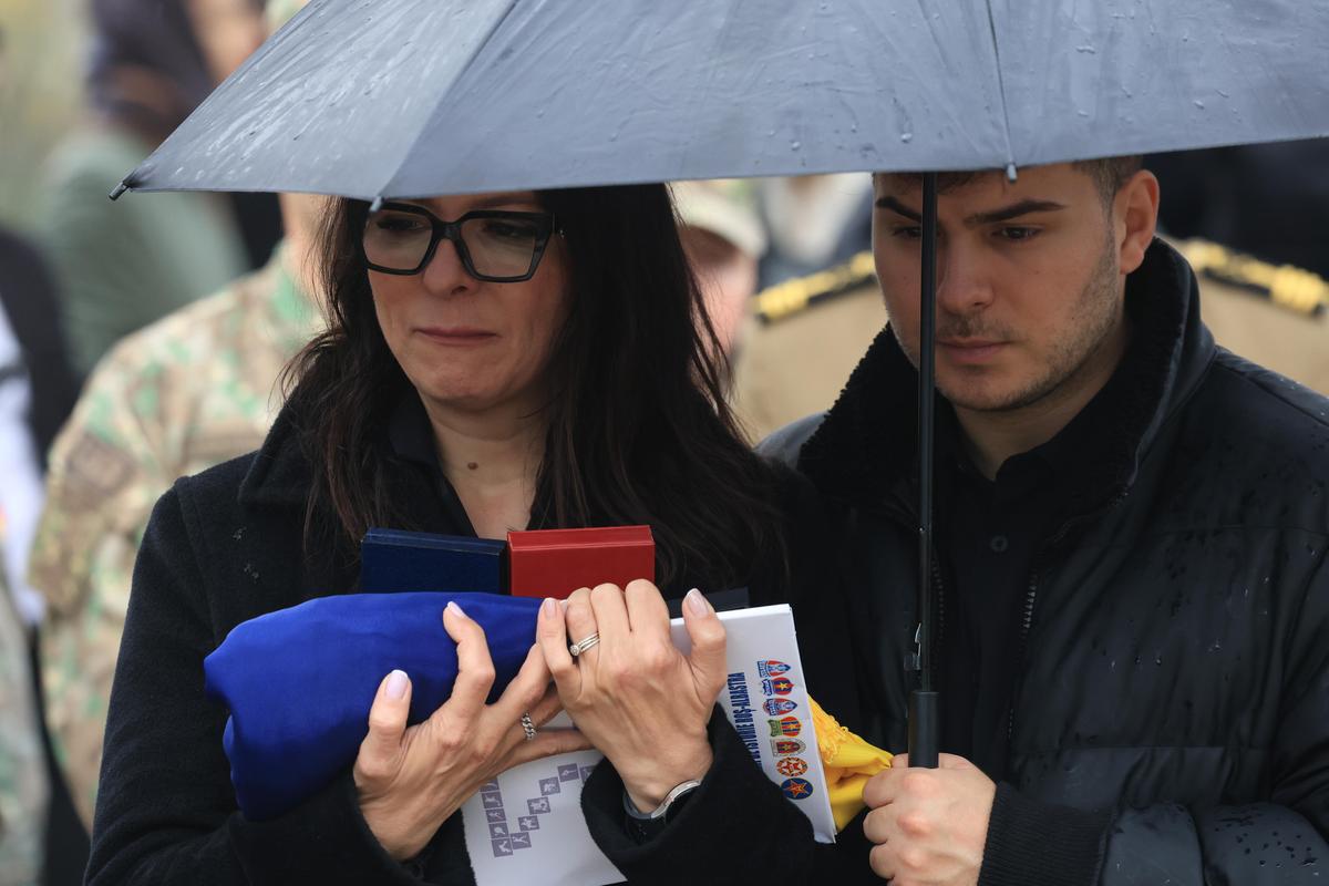 Momente copleșitoare la mormântul lui Emeric Ienei