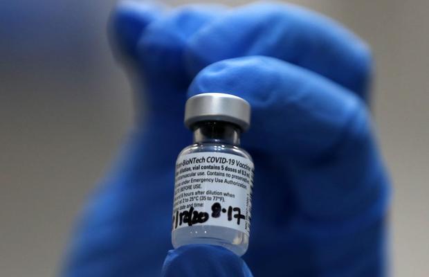 Vești importante despre vaccinul Pfizer » Concluziile specialiștilor după cele mai recente teste