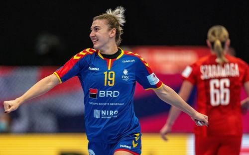 Laura Popa se bucură după un gol marcat Foto Imago