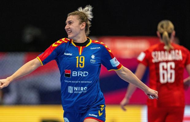 „Tricolorele”, motivate după calificarea în grupele principale » Ce își porpun Laura Popa și Andreea Popa