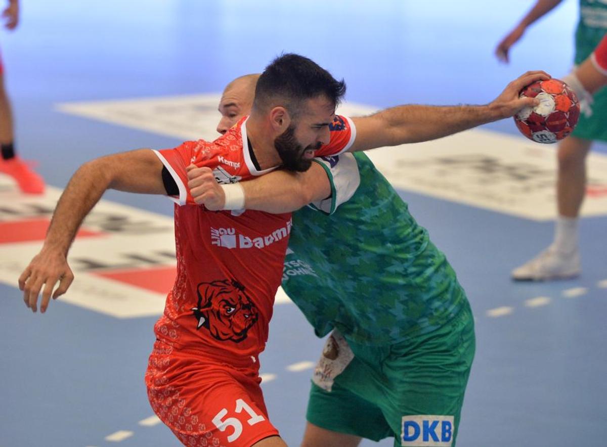 FOTO 3 minute senzaționale pentru Dinamo! A scos un punct mare împotriva liderului din EHF European League