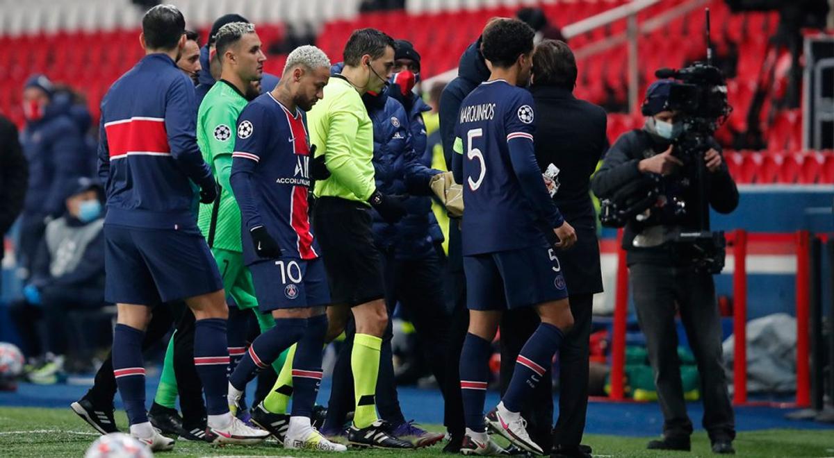 Sebastian Colțescu, derapaj rasist în PSG - Bașakșehir / FOTO: Imago-Images