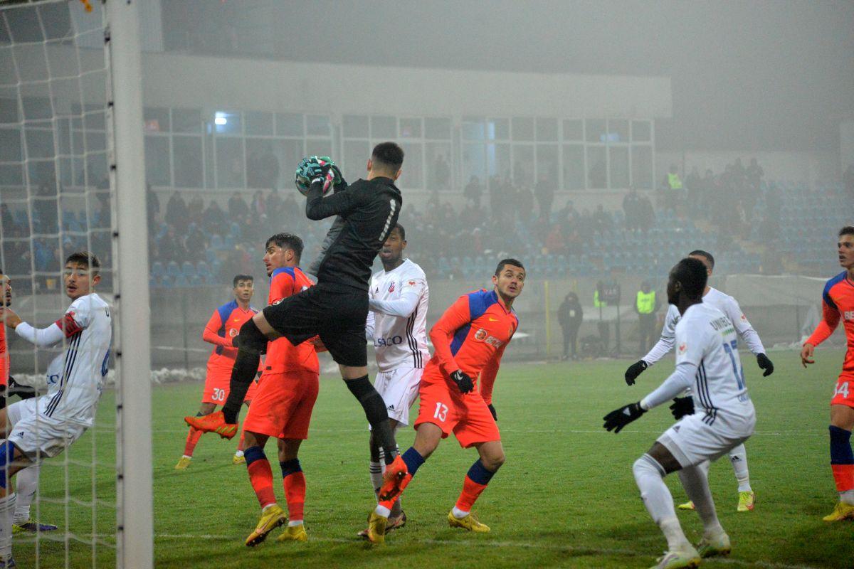 Victoria i-a uimit și pe jucătorii de la FCSB: „E cel mai mare miracol! Ne gândeam să nu luăm multe” » Ce a spus Leo Strizu