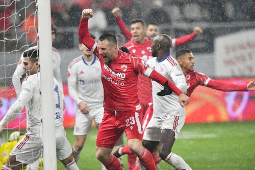 Dinamo a remizat cu Oțelul seara trecută, 3-3 // foto: Cristi Preda, GSP