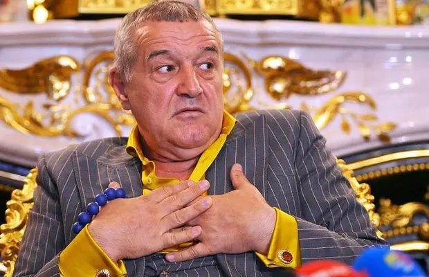 Gigi Becali anunță că a semnat, dar jucătorul susține contrariul: „Nu știu nimic”