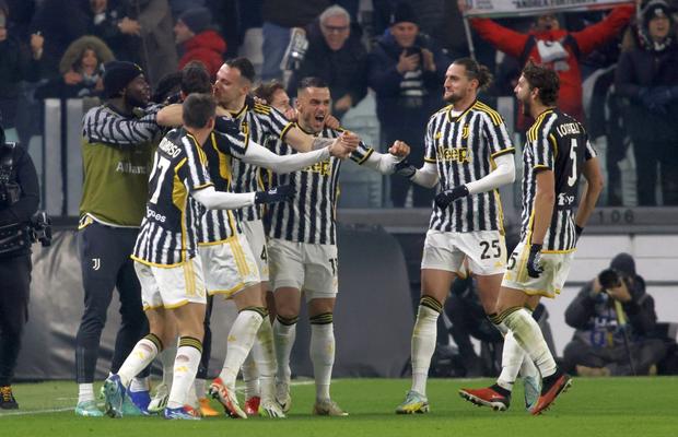 Juventus - Napoli 1-0 » Torinezii câștigă greu și urcă pe primul loc în Serie A