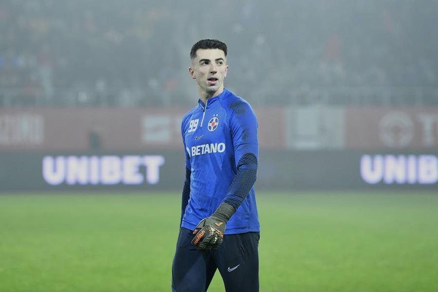 Andrei Vlad, foto: Imago Images OUT! Mihai Stoica a confirmat plecarea fotbalistului de la FCSB: „Două meciuri mai avea de jucat”