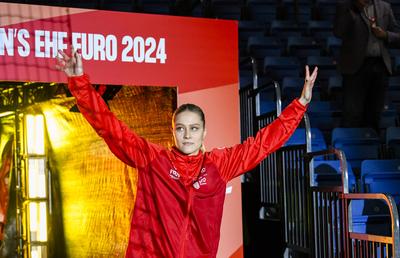 Ce trebuie să facă România pentru a se putea lupta de la egal la egal cu granzii din Europa la handbal? Răspunsul Ștefaniei Stoica, după înfrângerea cu Ungaria