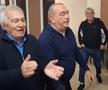Filmarea care a încins spiritele » „Omul negru” din Bănie cântă umăr la umăr cu gloriile Craiovei Maxima: „Nu-i e rușine să apară acolo?!”