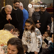 Gigi Becali la Sfânta Liturghie. FOTO: Captură Trinitas TV