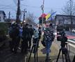 Călin Georgescu, la secția de votare din Mogoșoaia duminică dimineața. Zeci de reporteri l-au așteptat / FOTO: Remus Dinu, Andrei Furnigă (GSP).