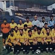 Ioan Sdrobiș (primul din dreapta), Cornel Dinu (primul din stânga), în anul 1988