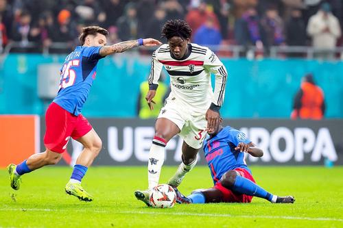 Kobbie Mainoo a fost irezistibil în FCSB - Manchester United // foto: Guliver/gettyimages