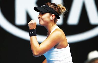 Simona Halep a pornit o modă » Cum va dona Belinda Bencic pentru cauza incendiilor din Australia: „Cea mai amuzantă promisiune”