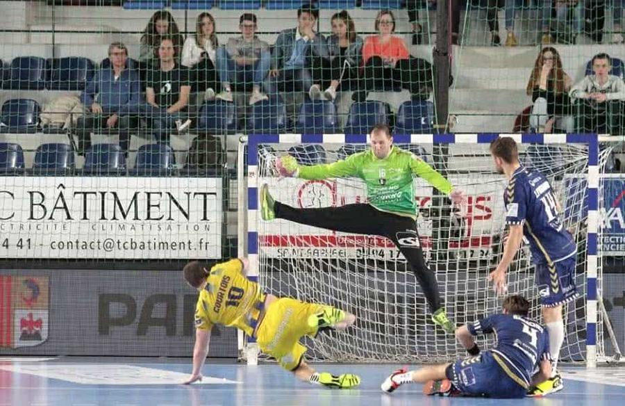 Premii pentru Crina Pintea și Mihai Popescu » Federația Română de Handbal a desemnat cei mai buni handbaliști ai anului