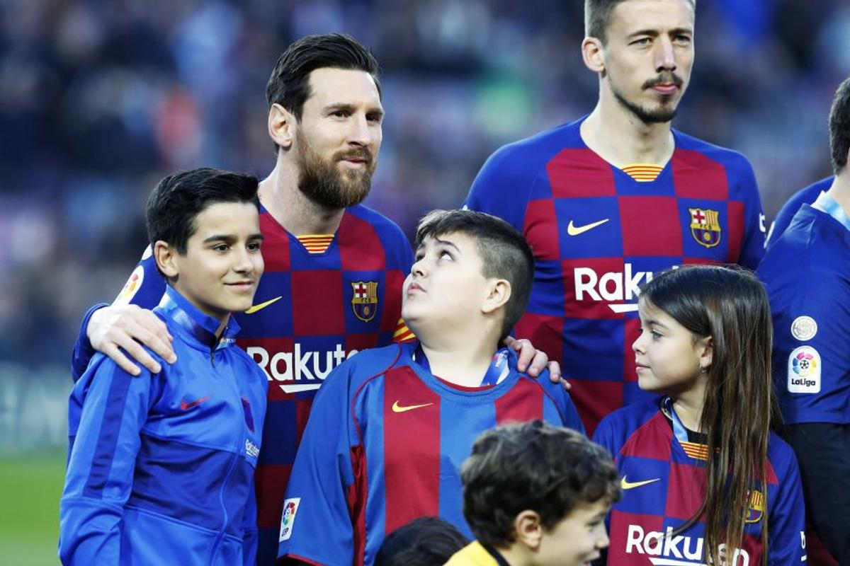 EXCLUSIV Fiul fostului prim-ministru al României, „blocat” la meciul Barcelonei: „Tata, a pus Messi mâna pe umărul meu”