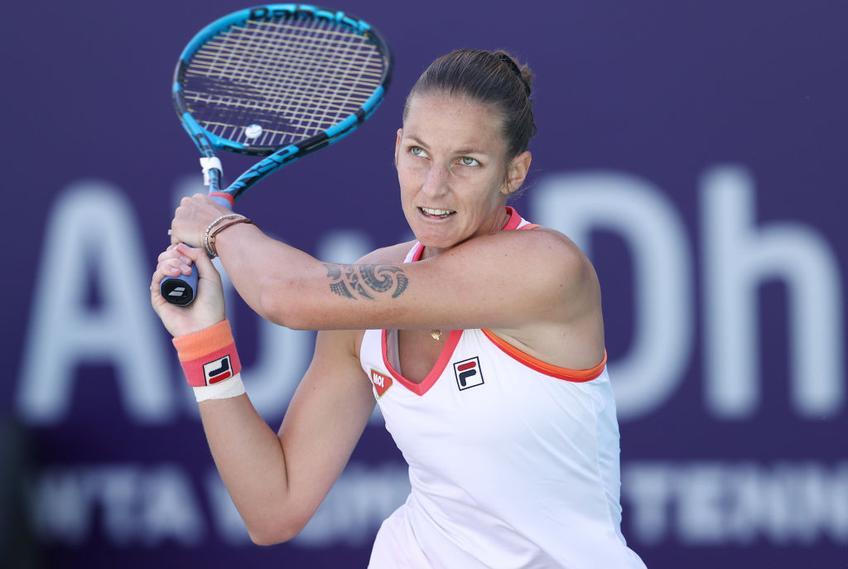 Karolina Pliskova (28 de ani, 6 WTA) a fost învinsă de rusoaica Anastasia Gasanova (21 de ani, 292 WTA), scor 2-6, 4-6, în turul secund de la WTA Abu Dhabi.