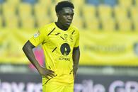 Jucătorul căruia i-a cumpărat soția bilet de avion să plece din România s-a întors în Liga 1