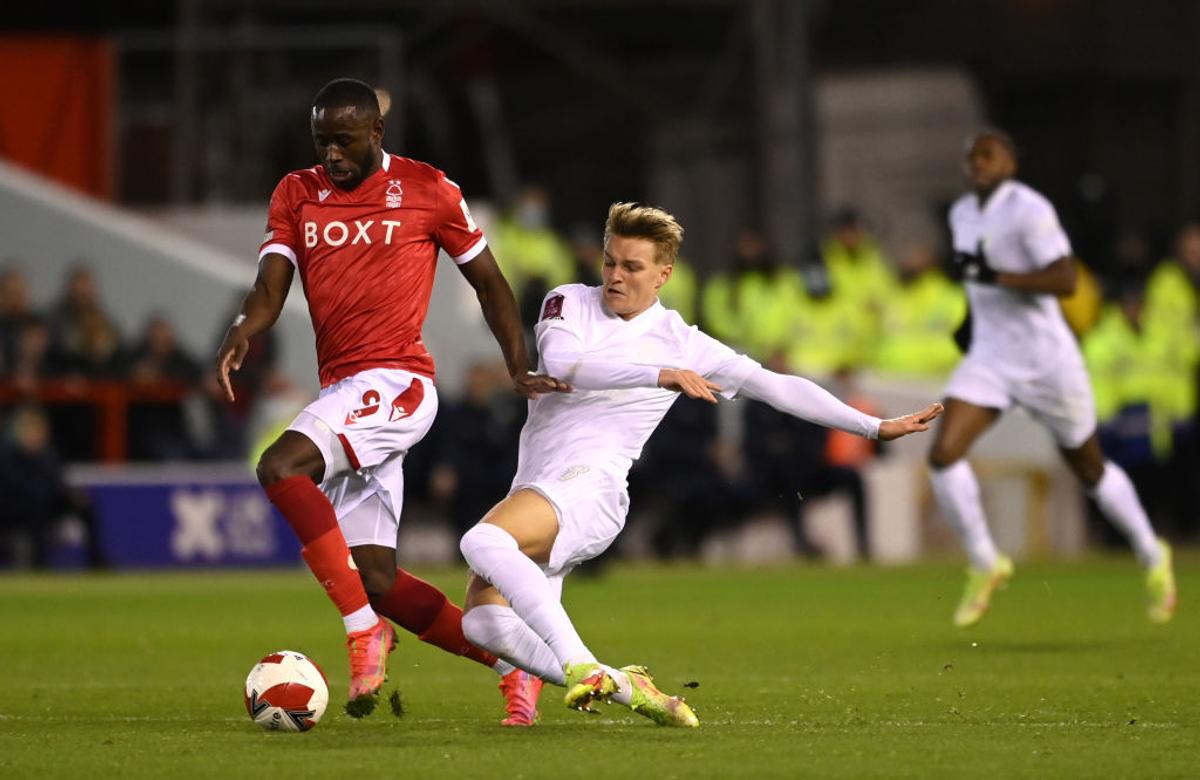 Arsenal, echipament alb la meciul cu Nottingham / FOTO: GettyImages