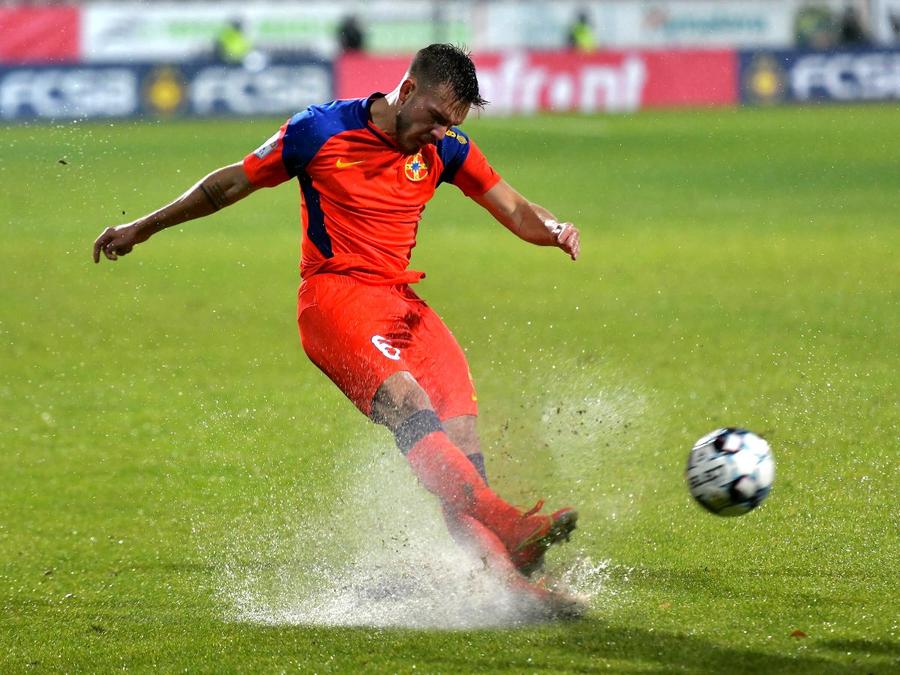 1 milion de euro e cota de piață a lui Haruț, conform Transfermarkt / foto: Imago Rezervă la FCSB, titular în Liga 1? „Îl punem pe picioare imediat!” » Ofertă pentru Becali