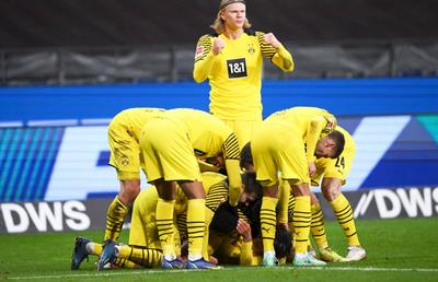 Dortmund a revenit spectaculos și a obținut 3 puncte dintr-un meci care părea pierdut! Continuă urmărirea lui Bayern