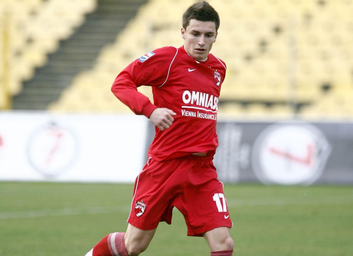 Un fost fotbalist din Liga 1 dezvăluie cea mai mare primă promisă în carieră, pe care însă nu a încasat-o niciodată: „La 20 minute după meci, deja aveam banii cheltuiți”