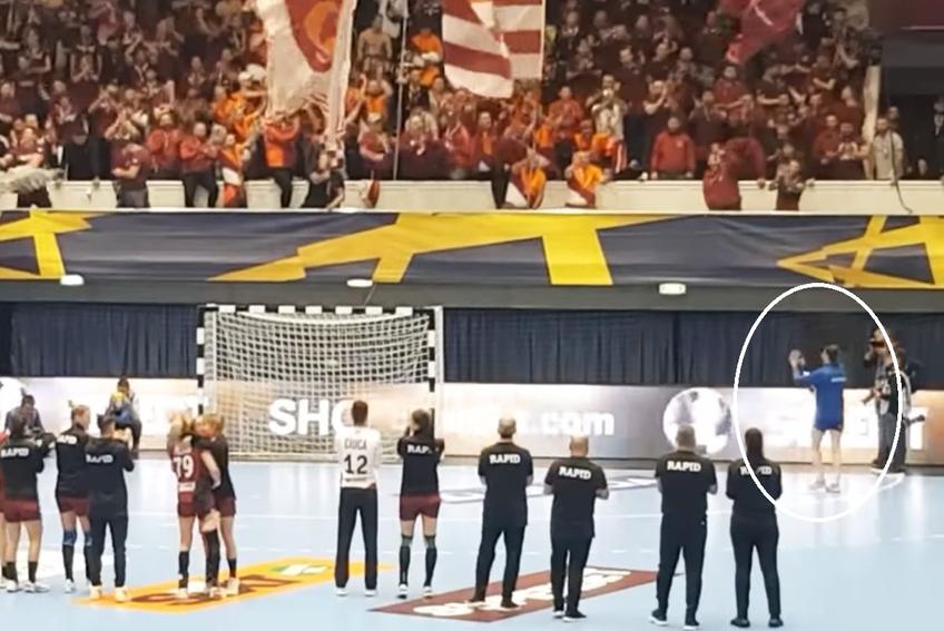 Milena Raičević, jucătoare la Buducnost, a ridicat fularul aruncat de unul dintre fanii lui Rapid // foto: captură video YouTube
