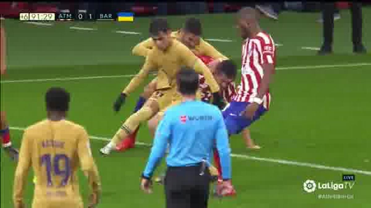 Conflict Ferran Torres cu Stefan Savic