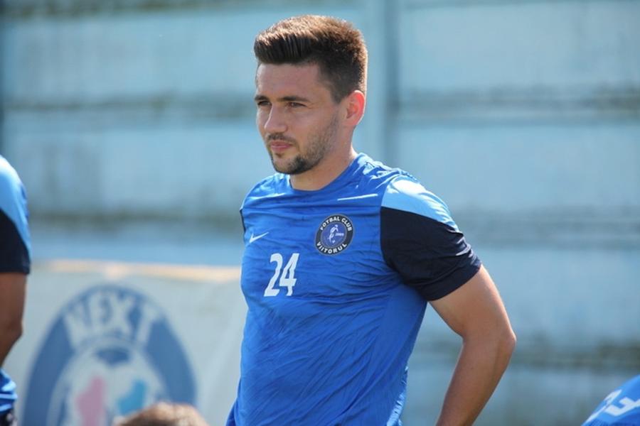 Fost căpitan din Superliga, angajat la o companie imobiliară: „Partea pozitivă în fotbalul românesc e că începem să realizăm cât de negativ e totul” + povești cu Hagi, Sabău, Ganea și Petrescu