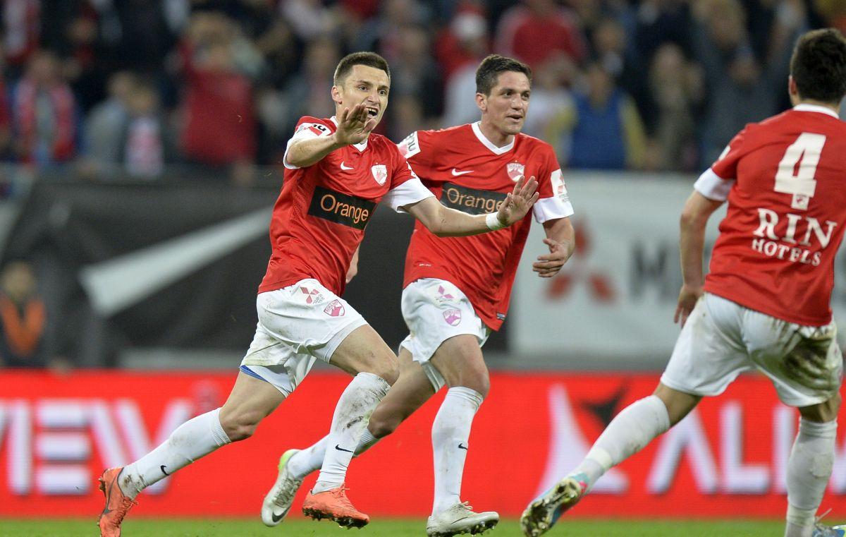 Nicolae Mușat - imagini din cariera fotbalistului trecut pe la Dinamo, U Cluj, Vaslui sau FC Argeș