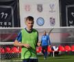 Pintilii e șeful, Filip și Stoica „secunzi” » Cum arată antrenamentele FCSB din Turcia + Echipa roș-albastră stă în hotel cu formația care i-a ofertat un titular