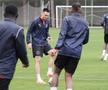 „Ce faci, mă, i-ai dat-o lui Yuri?” » Antrenament pe două anotimpuri: FCSB a ieșit „la joacă” în Antalya. Noua achiziție a captat toate privirile
