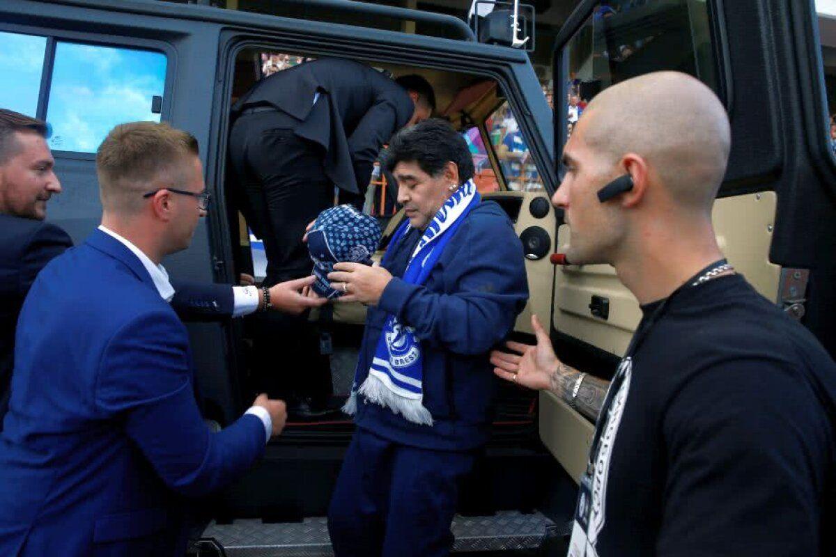 Diego Maradona, prezentare spectaculoasă la Dinamo Brest