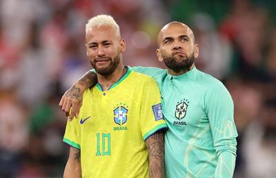 „Cazul Dani Alves”: cum își ajută Neymar prietenul în procesul de viol » Câți ani riscă să stea după gratii fostul fundaș!