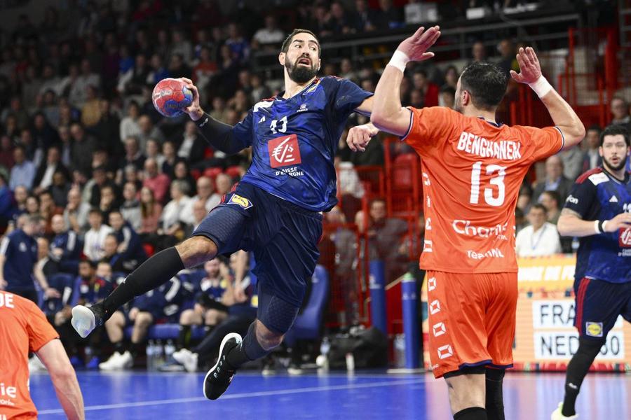 Nikola Karabatic în acțiune la CM 2023 Foto Imago AZI începe Campionatul European de handbal masculin, cu România după 28 de ani! Toate detaliile: adio continental pentru Nikola Karabatic, deschidere pe stadion și o mulțime de jucători din Liga Zimbrilor