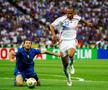 Gianluca Zambrotta în duel cu Thierry Henry / Franța - Italia (foto: Guliver/Getty Images)