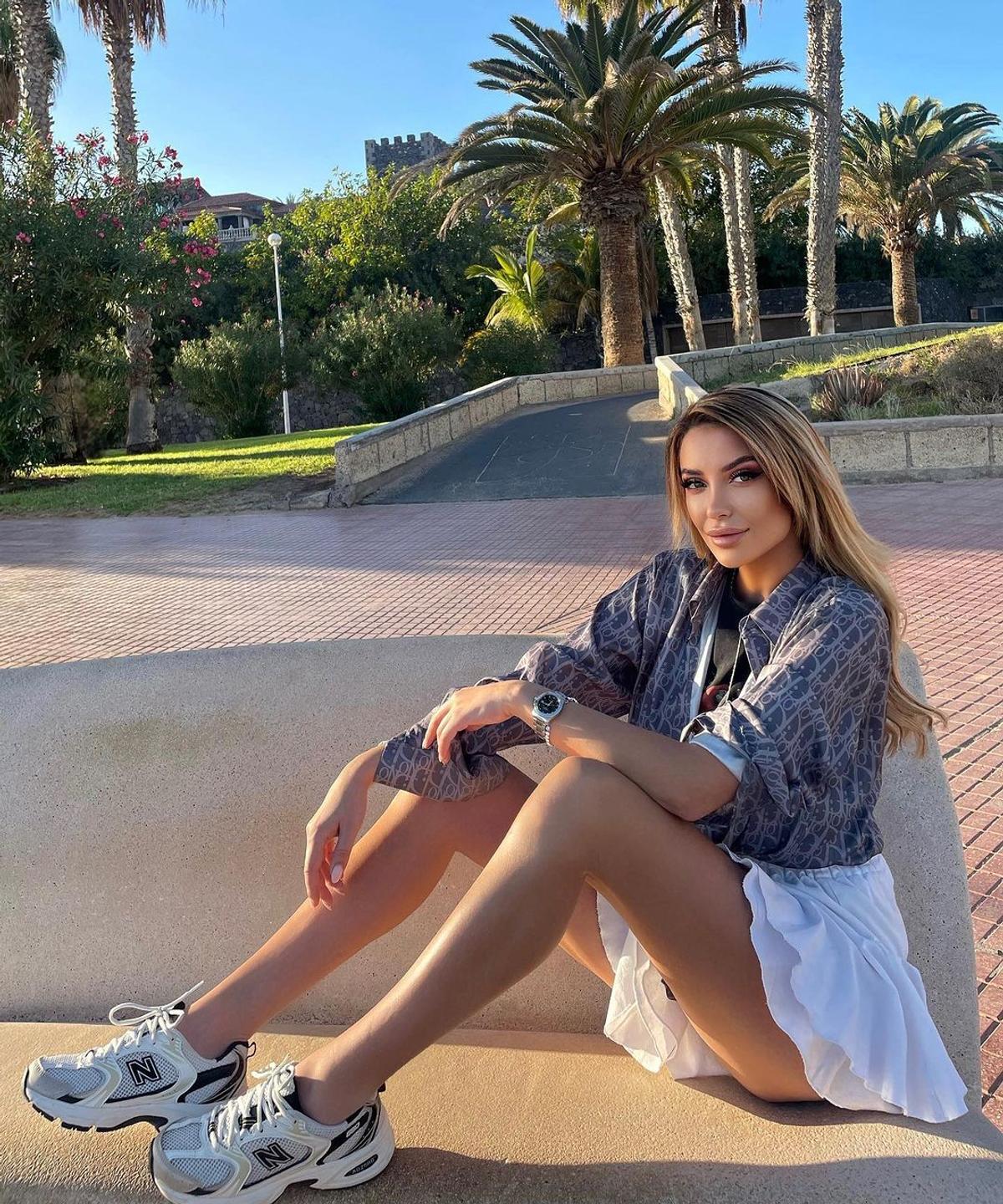 „Vi se pare atât de incitant?” » Sexy-avocata din Cluj, declarații incendiare: „Nu joc doar tenis, mai experimentez și alte activități pentru curajoși”