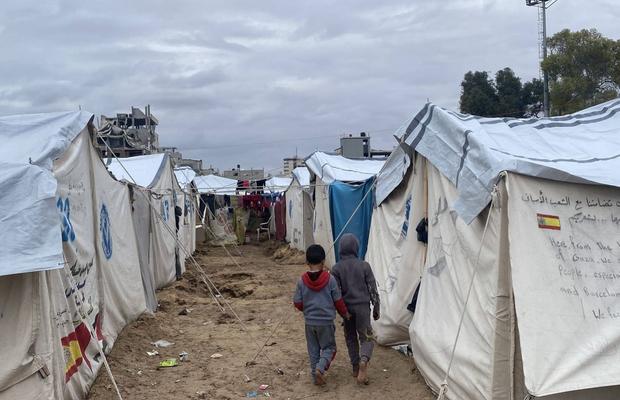 Cel mai vechi stadion din Fâșia Gaza este acum tabără de refugiați palestinieni » Arena a fost transformată în centru de detenție, apoi demolată de israelieni