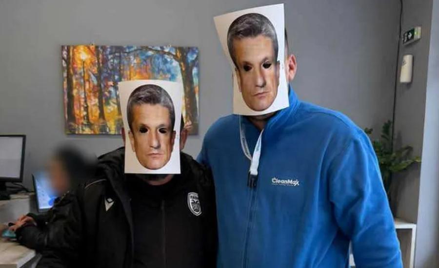 Suporterii lui PAOK au venit mascați pe Toumba la meciul cu AEK Atena / Foto: Metroport „Demisia, Lucescu! Clovnul de antrenor” » Fanii lui PAOK nu au avut milă după ultimul eșec