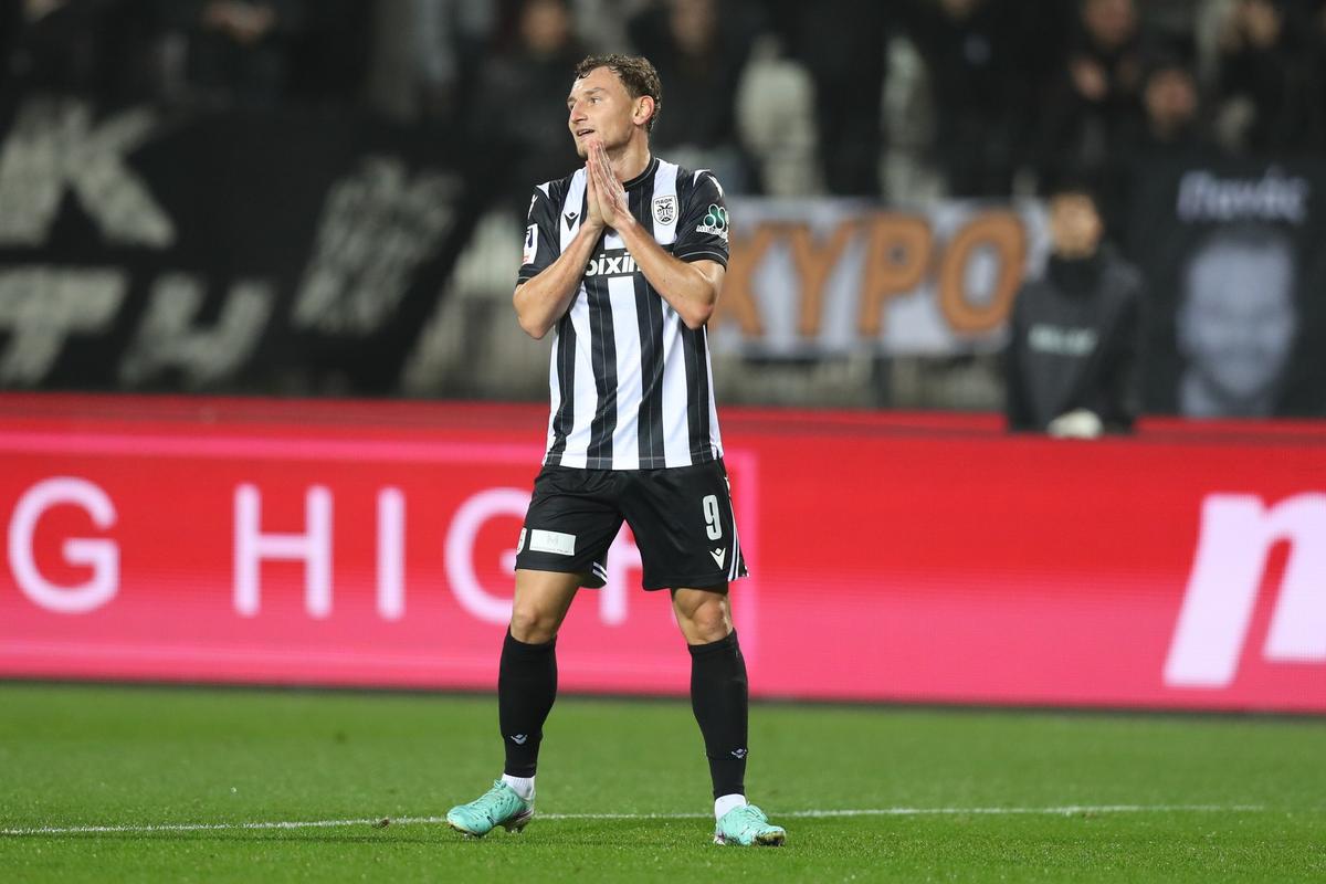PAOK - AEK: momente speciale în susținerea lui Răzvan Lucescu