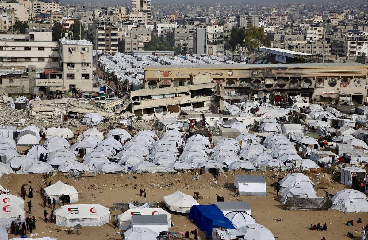 Stadionul „Yarmouk” din Fâșia Gaza, transformat într-un centru de refugiați