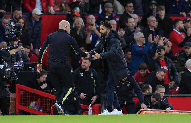 Demitere de nicăieri în Premier League » I-au anunțat plecarea cu doar 3 ore înaintea meciului de azi!