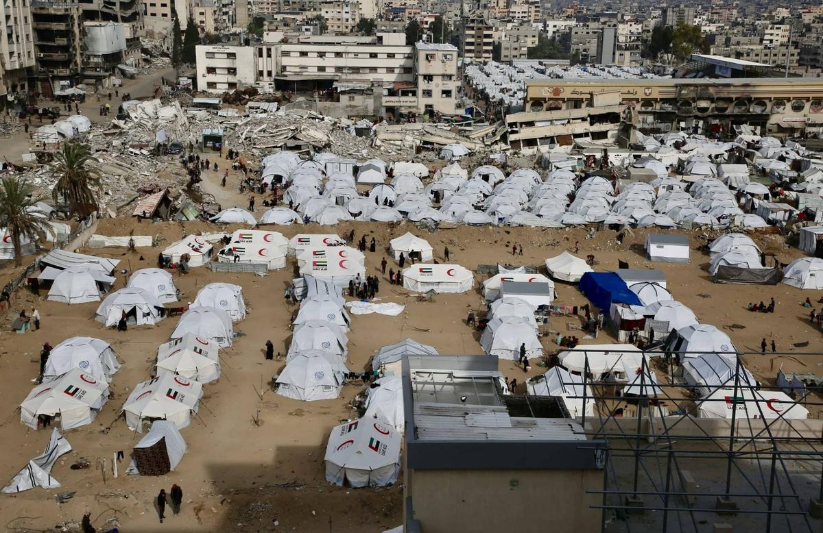 Cel mai vechi stadion din Fâșia Gaza este acum tabără de refugiați palestinieni » Arena a fost transformată în centru de detenție, apoi demolată de israelieni
