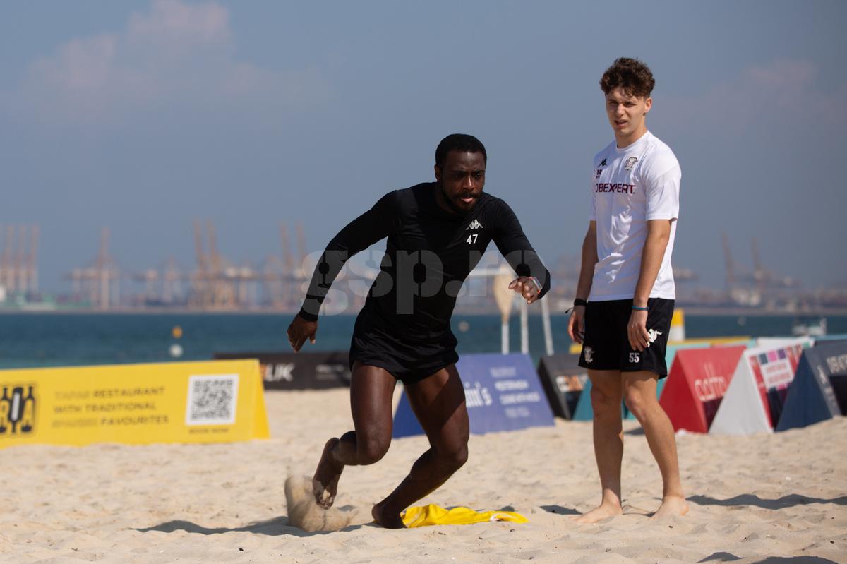 Antrenament Rapid pe plajă în Dubai, 9 ianuarie 2025