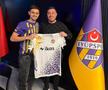 Denis Radu, alături de impresarul Ceniz Erten