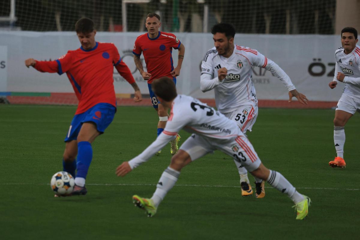 5 detalii de la amicalul de gală FCSB - Beșiktaș » O absență URIAȘĂ pentru campioană și revenire după 296 de zile: cum s-a descurcat Andre Duarte